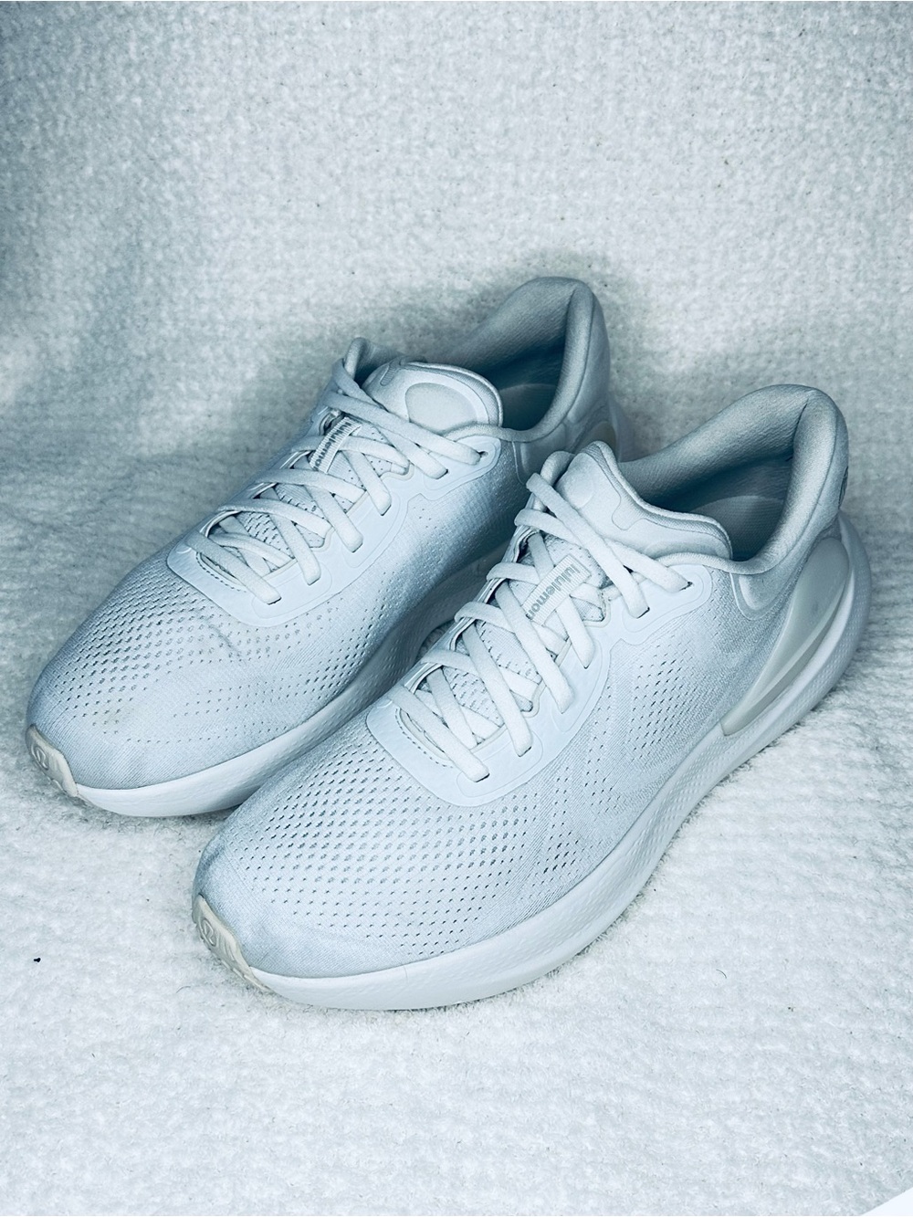 lululemon athletica Men's All-White Performance Sneakers
